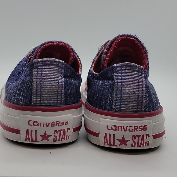 Girls Converse Glitter/Canvas low tops - Picture 4 of 10